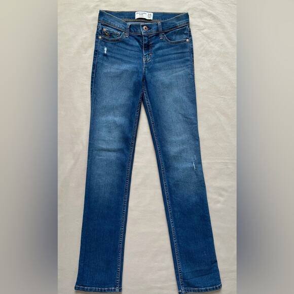 Abercrombie Kids Slightly Distressed Straight Leg Jeans Size 13/14 Slim - Picture 1 of 7